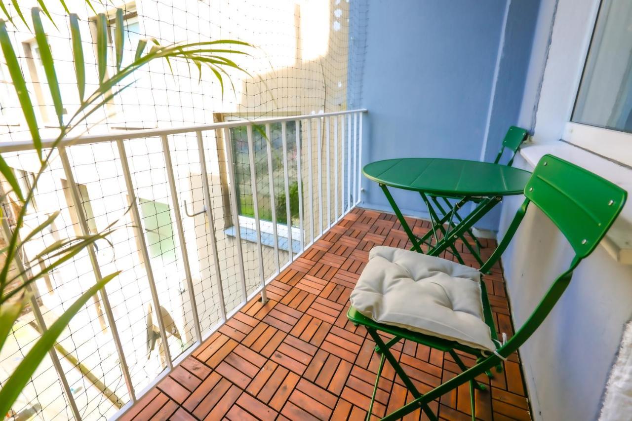 80Qm Luxurioese Designerwohnung Im Herzen Bochums Esterno foto